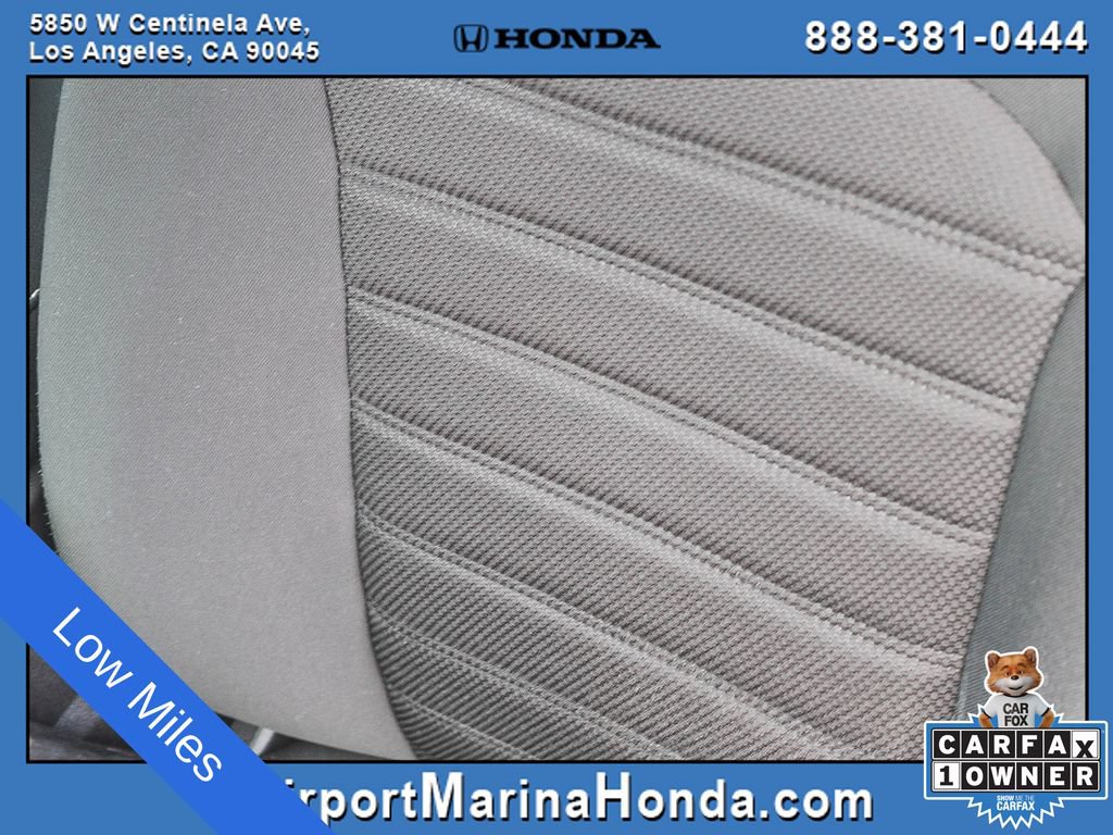 Used 2020 Ford Fusion SE FWD image 19
