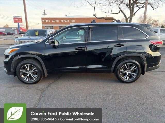 Used 2016 Toyota Highlander XLE image 8