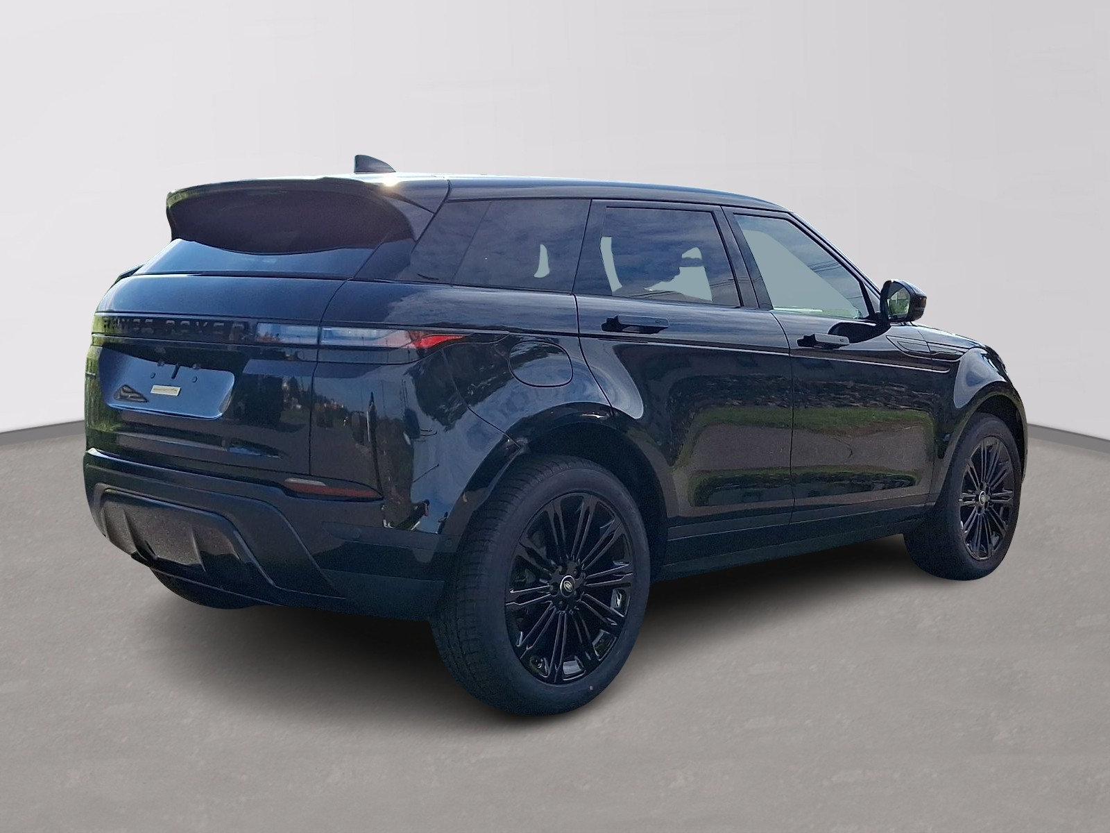 New 2026 Land Rover Range Rover Evoque S AWD/4WD image 3