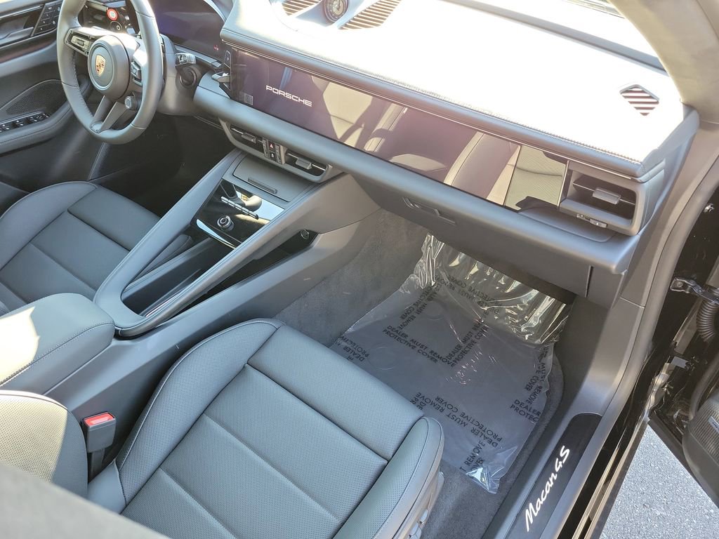 New 2026 Porsche Macan 4S Electric image 19