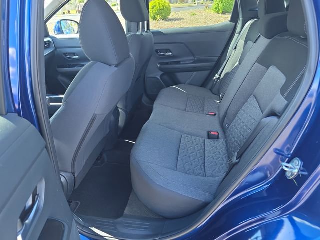 Used 2025 Nissan Kicks SV image 17