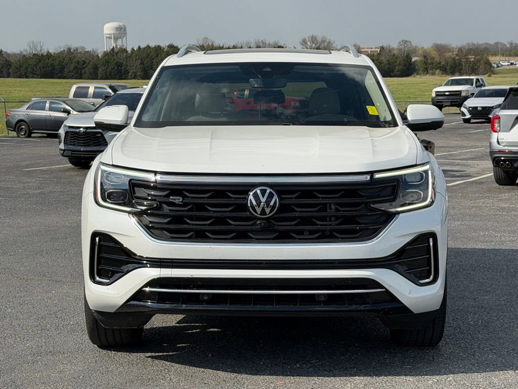 Used 2024 Volkswagen Atlas SEL Premium R-Line image 10