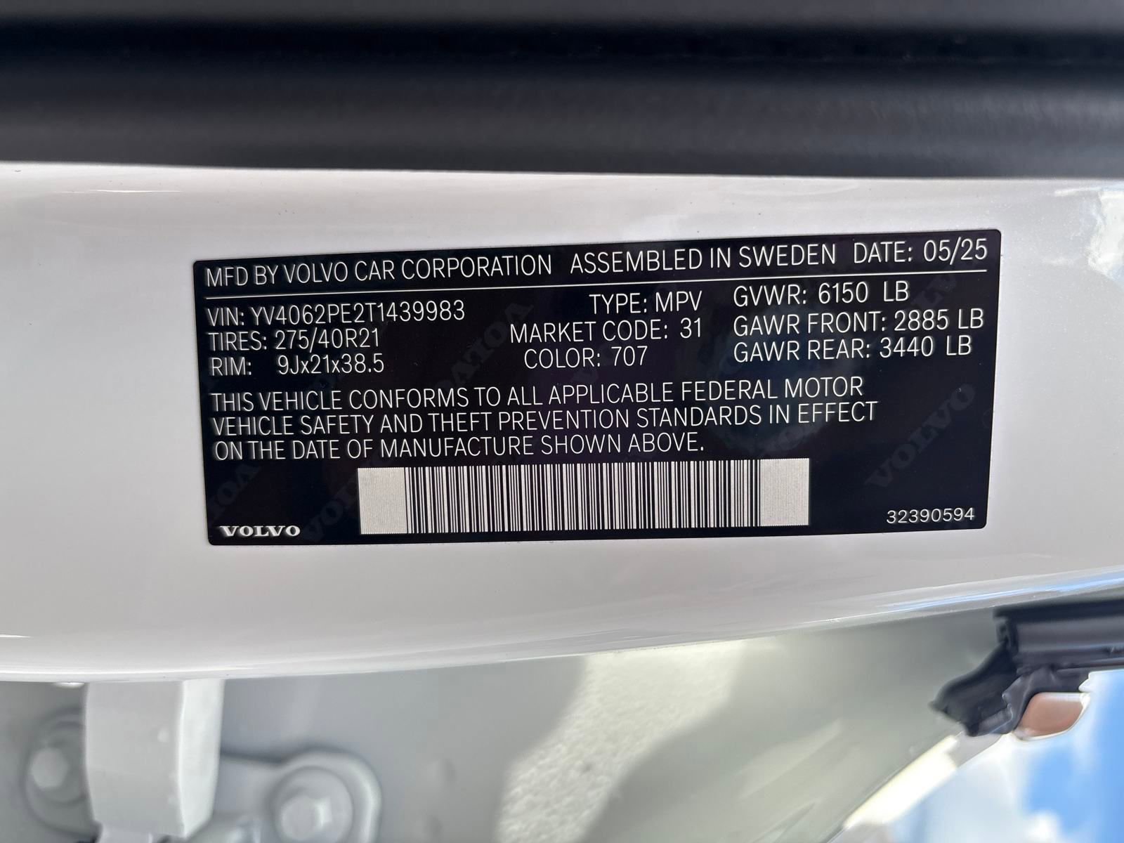 New 2026 Volvo XC90 B6 Plus w/ Protection Package Premier image 33