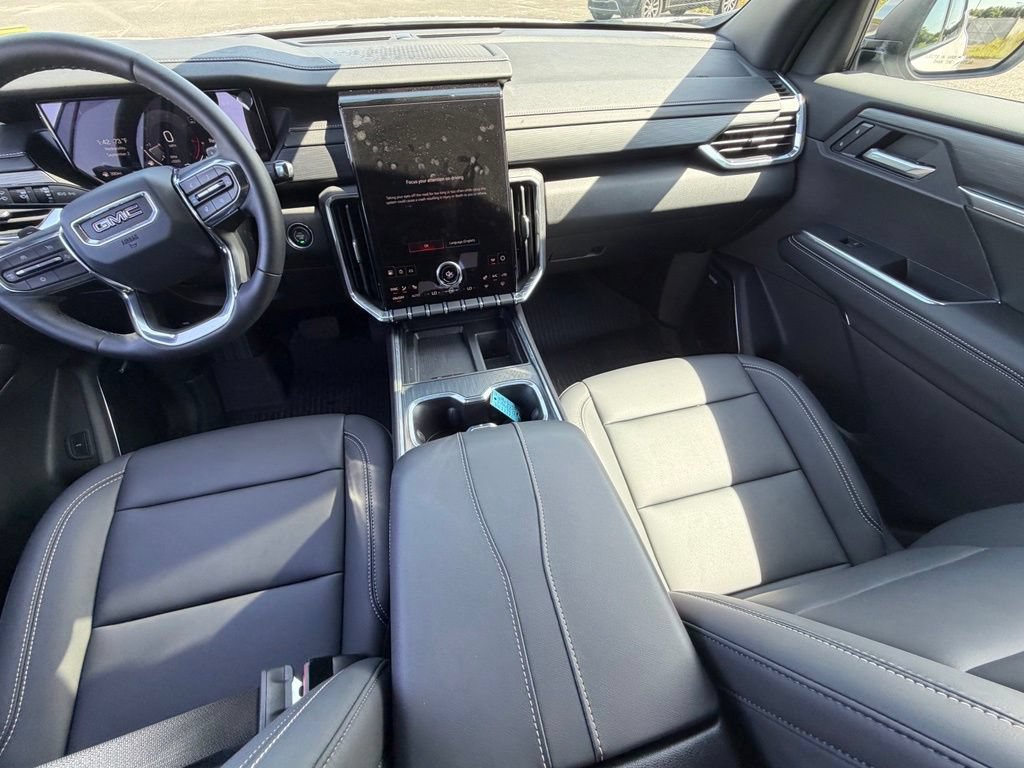 Used 2026 GMC Acadia Elevation w/ Elevation Premium Package AWD/4WD image 12