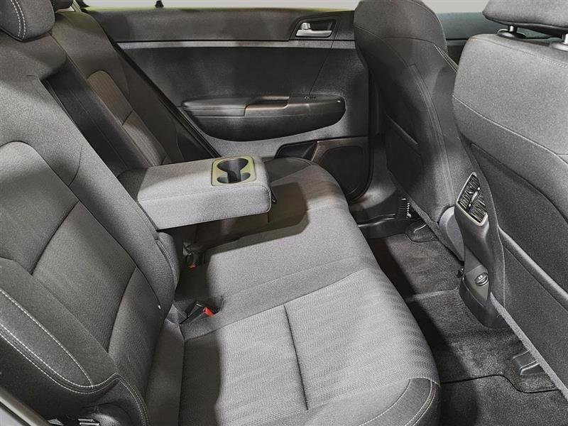Used 2020 Kia Sportage LX AWD/4WD image 25