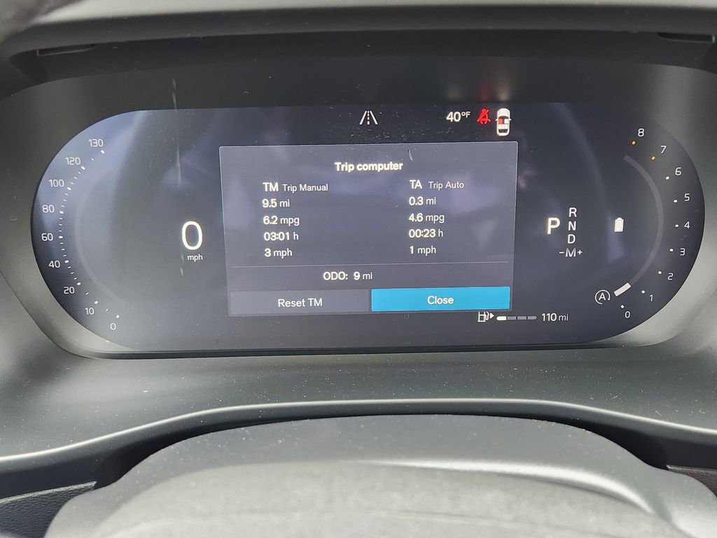 New 2026 Volvo XC40 B5 Core w/ Climate Package image 6