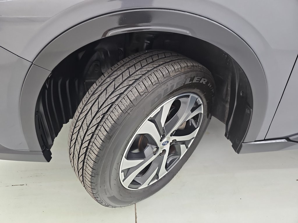 Used 2020 Subaru Outback Touring AWD/4WD image 51