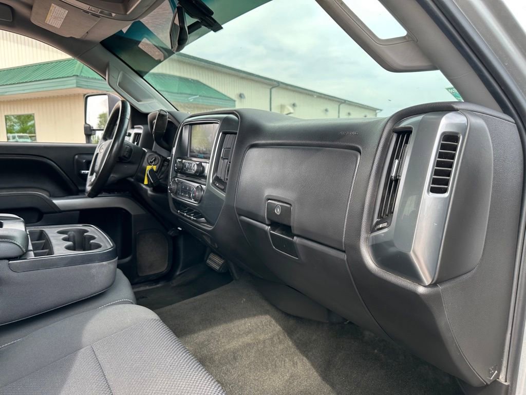 Used 2016 Chevrolet Silverado 2500 LT AWD/4WD image 28