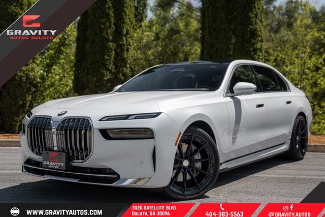 Used 2024 BMW i7 eDrive50 image 1