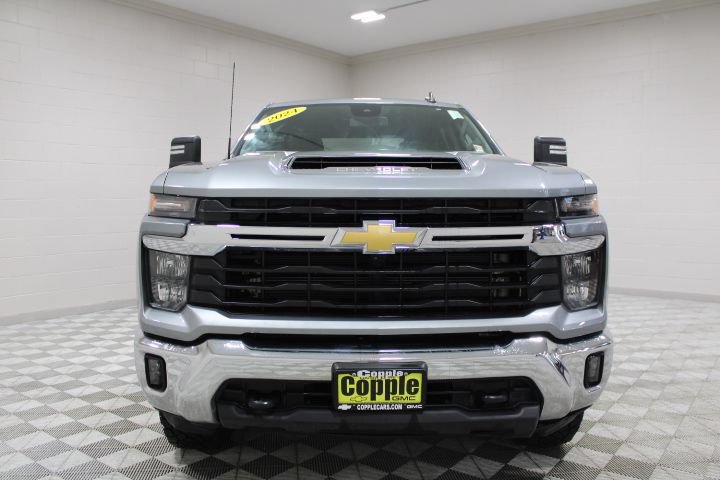 Used 2024 Chevrolet Silverado 2500 LT w/ All Star Edition AWD/4WD image 6