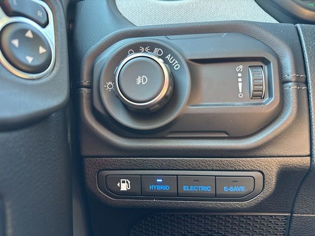 Used 2025 Jeep Wrangler Sahara 4xe w/ Safety Group image 14