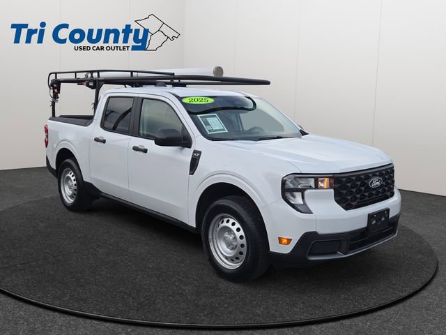 Used 2025 Ford Maverick XLT w/ Equipment Group 302A image 1