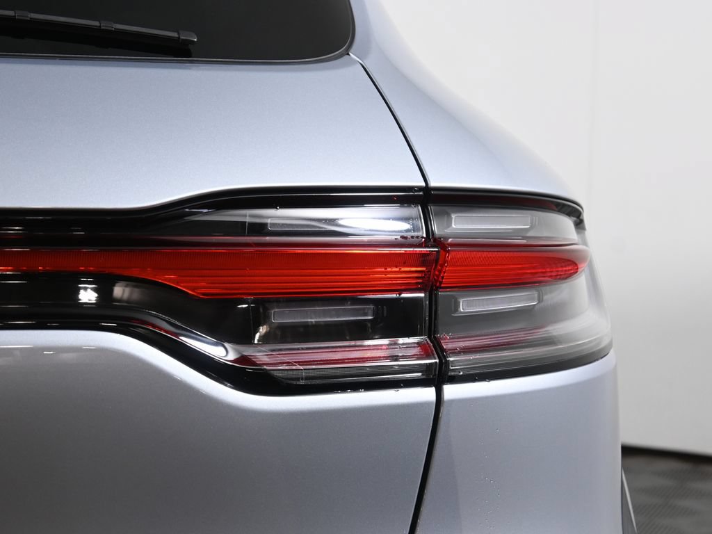 New 2026 Porsche Macan AWD/4WD image 13