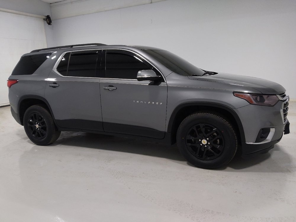 Used 2020 Chevrolet Traverse LT image 11
