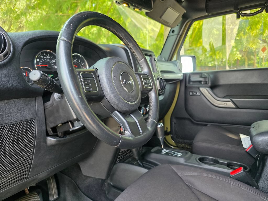 Used 2013 Jeep Wrangler Unlimited Sport AWD/4WD image 13