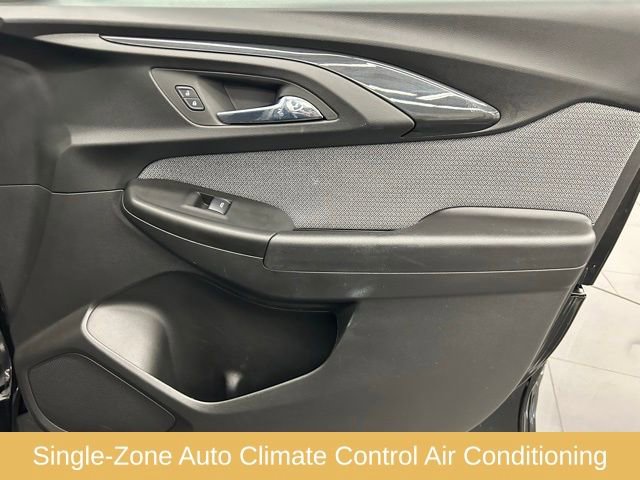Used 2023 Chevrolet TrailBlazer LT w/ Convenience Package image 33