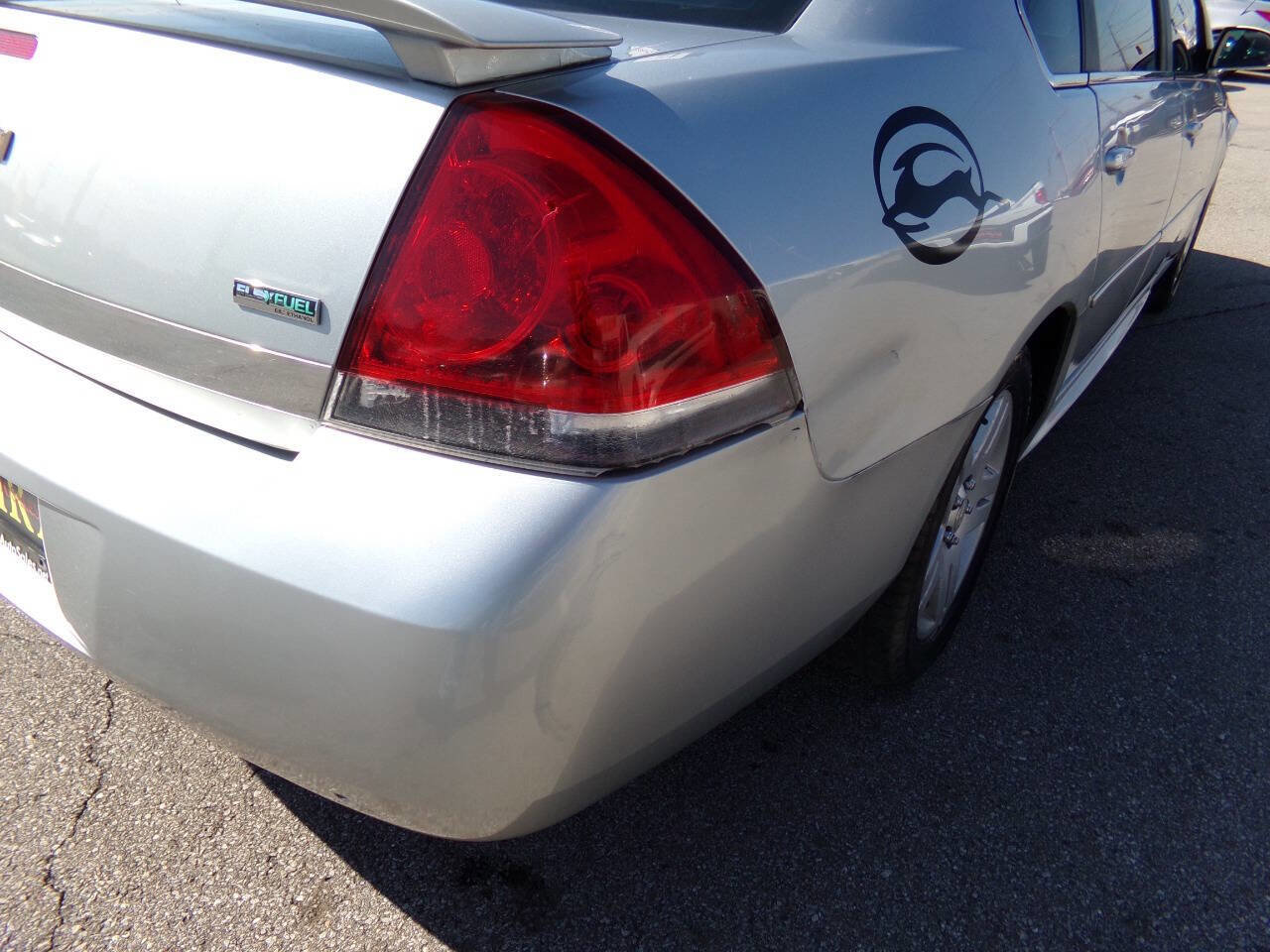 Used 2011 Chevrolet Impala LT w/ Luxury Edition Package image 41