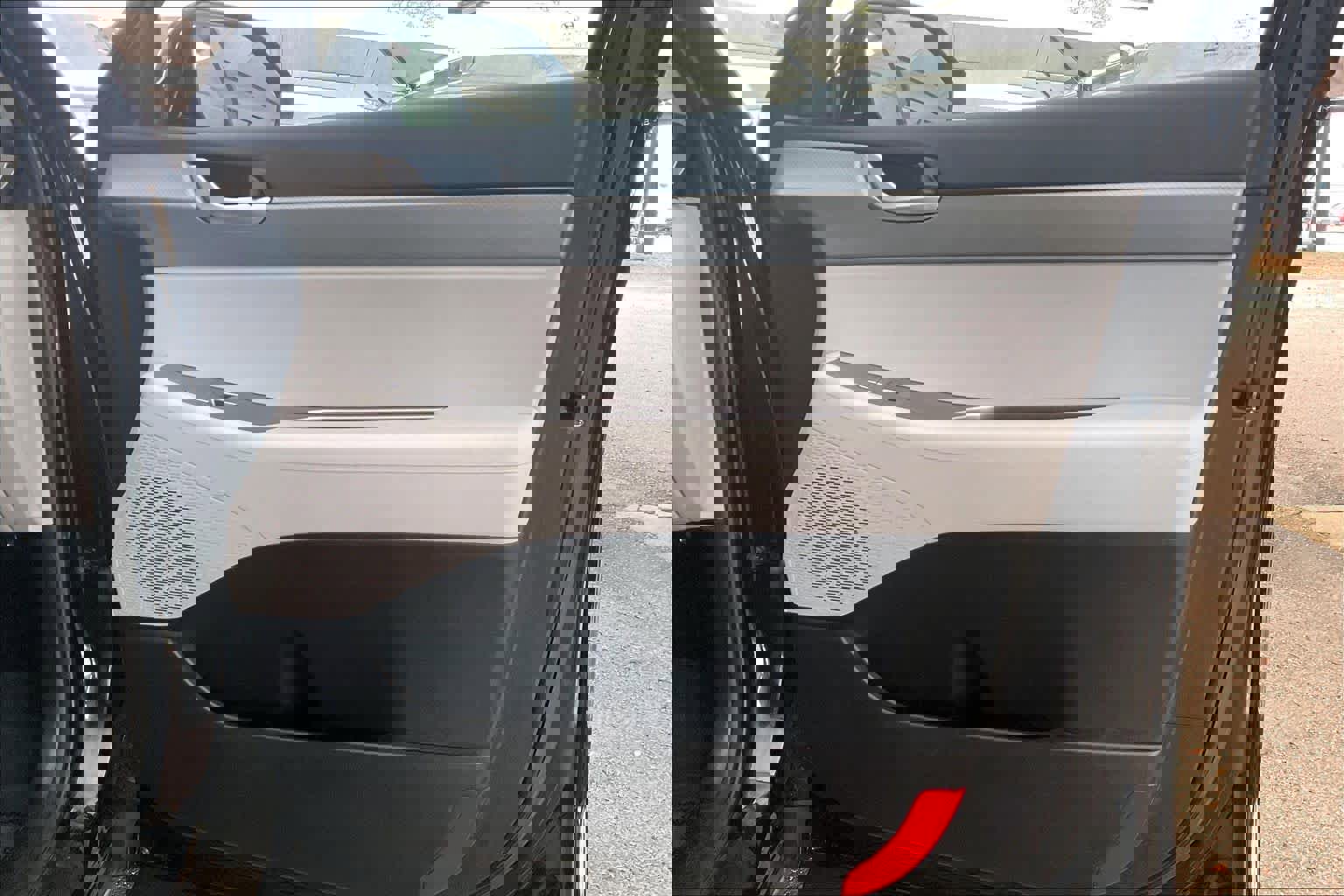 Used 2025 Hyundai Palisade SEL FWD image 23