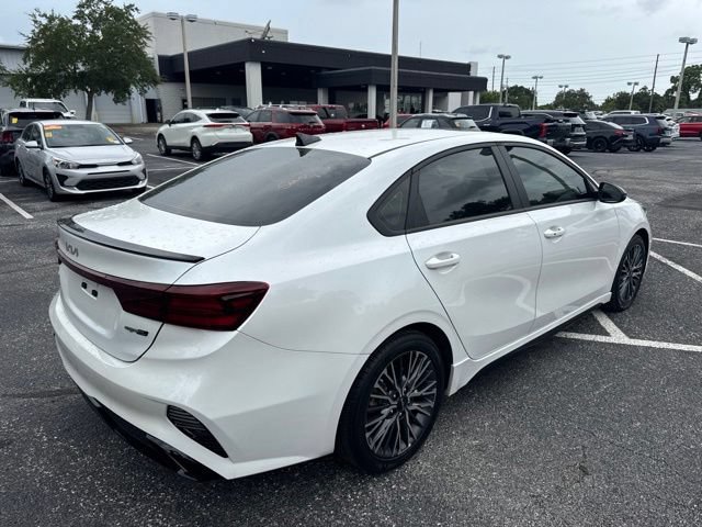 Used 2024 Kia Forte GT-Line w/ GT-Line Premium Package FWD image 4