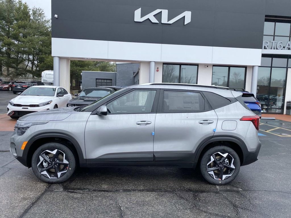 New 2026 Kia Seltos S AWD/4WD image 2