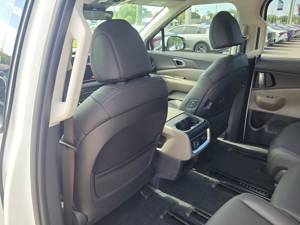New 2026 Kia Carnival SX FWD image 17