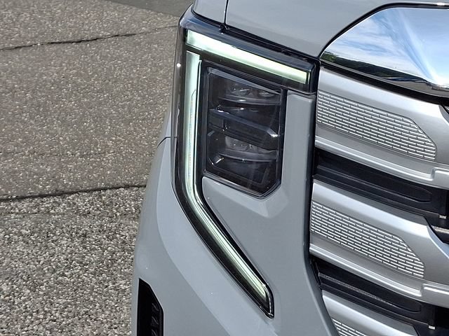 Used 2024 GMC Sierra 1500 SLE w/ Preferred Package AWD/4WD image 30
