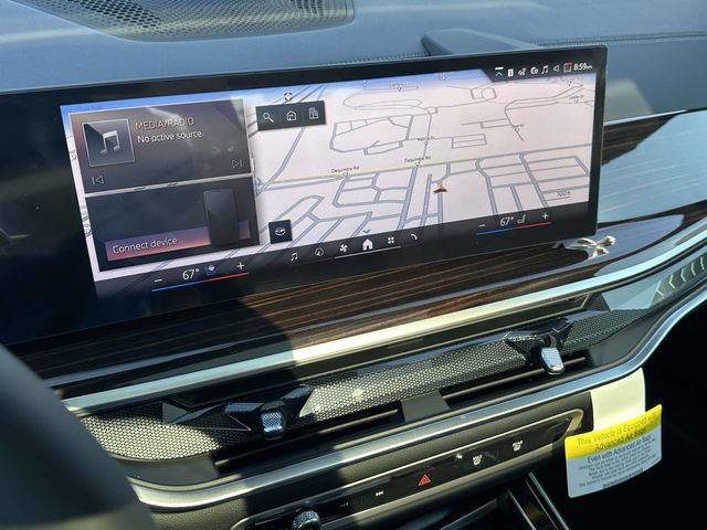 New 2027 BMW X7 xDrive40i w/ Executive Package AWD/4WD image 16