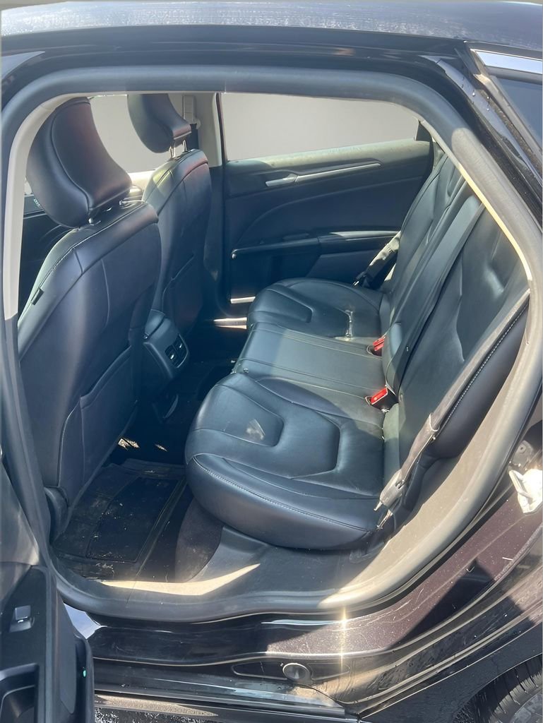 Used 2019 Ford Fusion Titanium image 7