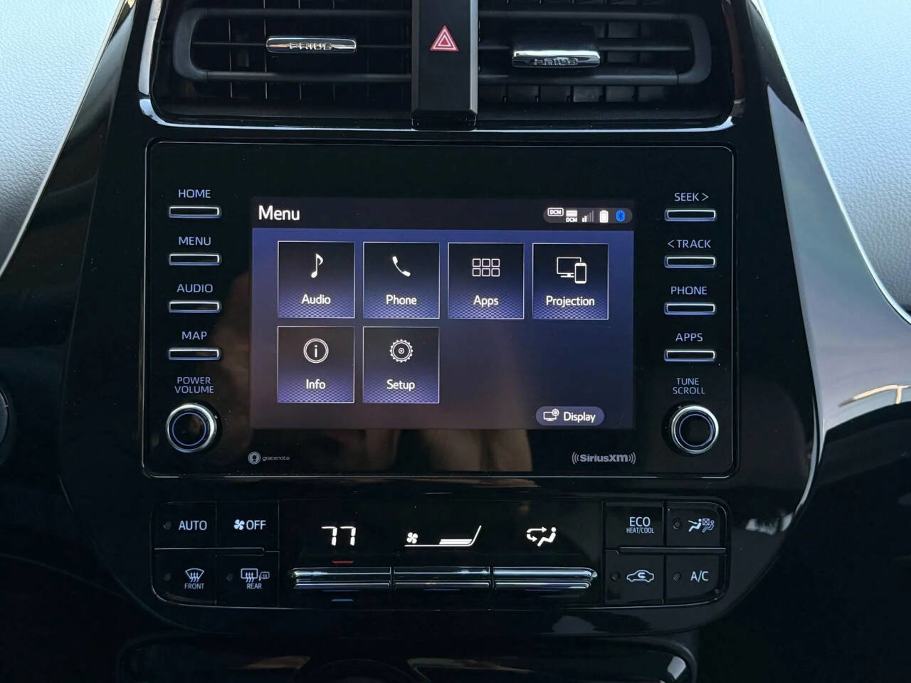 Used 2022 Toyota Prius L Eco image 16