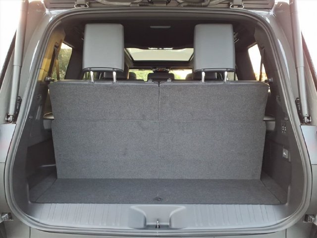 New 2026 Lexus GX 550 w/ Cold Area Package AWD/4WD image 35