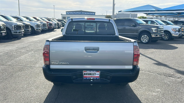 Used 2014 Toyota Tacoma 2WD Access Cab w/ Convenience Package image 4