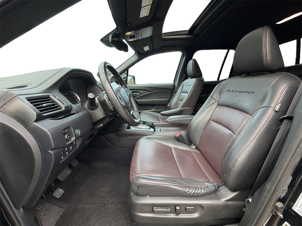 Used 2020 Honda Ridgeline Black Edition image 9