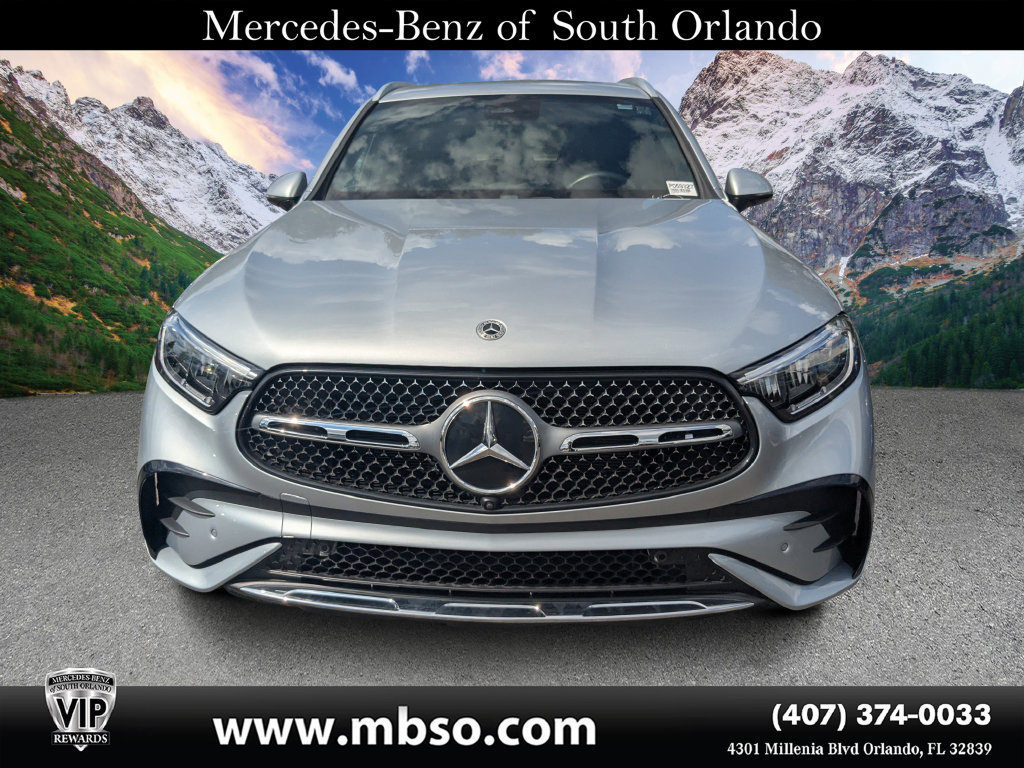 Used 2023 Mercedes-Benz GLC 300 w/ AMG Line image 21