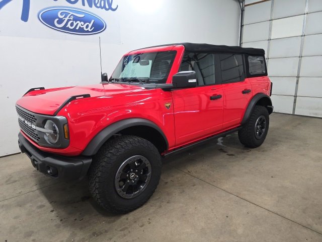 Used 2022 Ford Bronco Badlands image 18