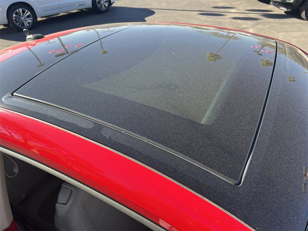 Used 2015 Volkswagen Beetle 1.8T image 9