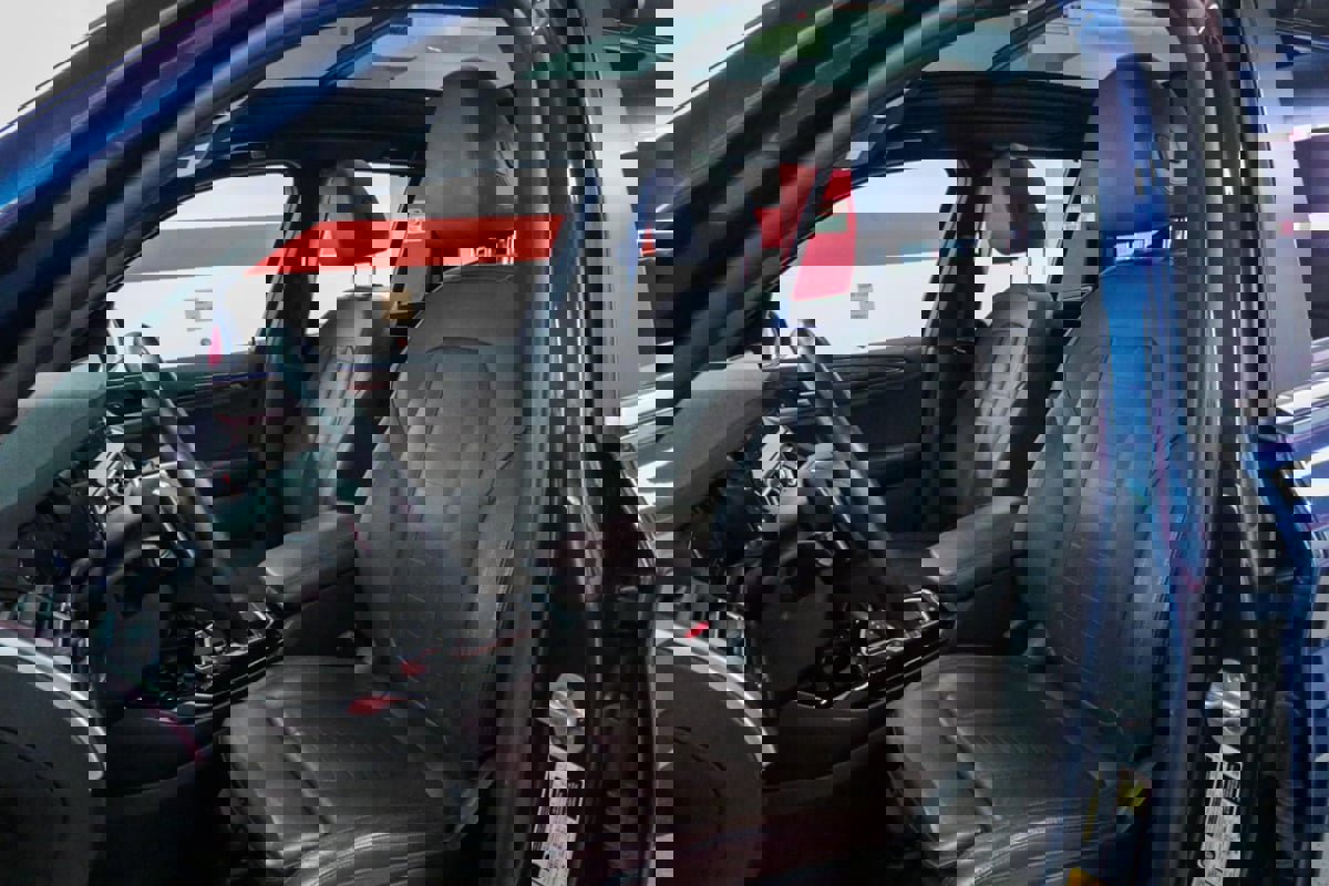 Used 2022 BMW X3 xDrive30i w/ Premium Package image 11