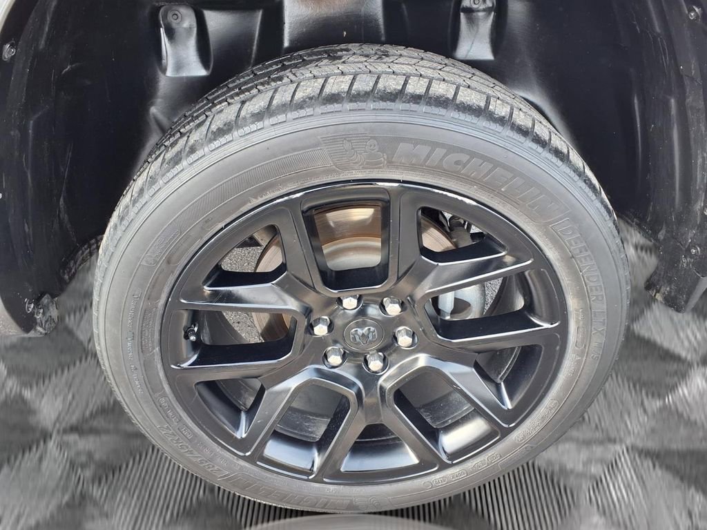 Used 2021 RAM 1500 Laramie w/ Night Edition image 21