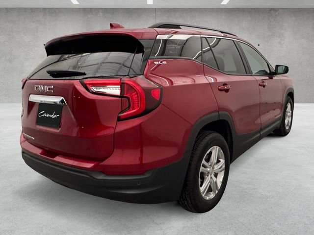 Used 2024 GMC Terrain SLE w/ Driver Convenience Package image 16