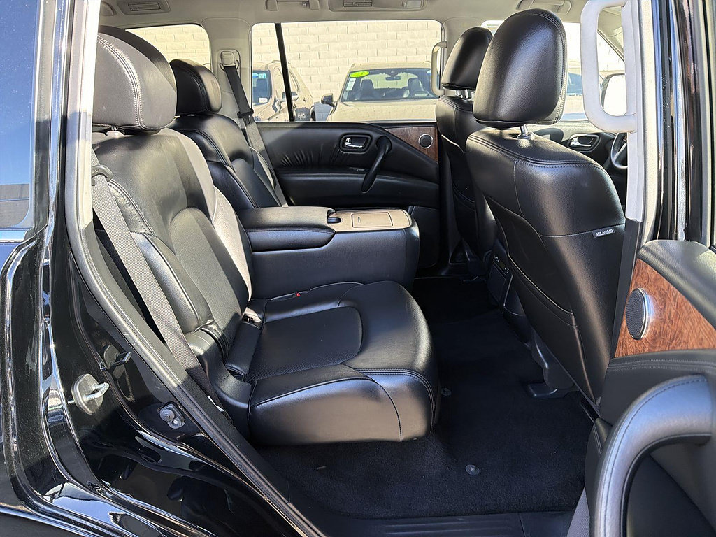Used 2024 Nissan Armada SL w/ Captain's Chairs Package RWD image 26