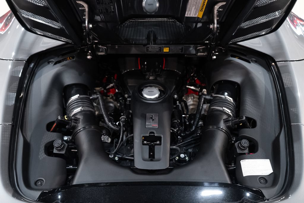 Certified 2019 Ferrari 488 Pista Spider RWD image 12