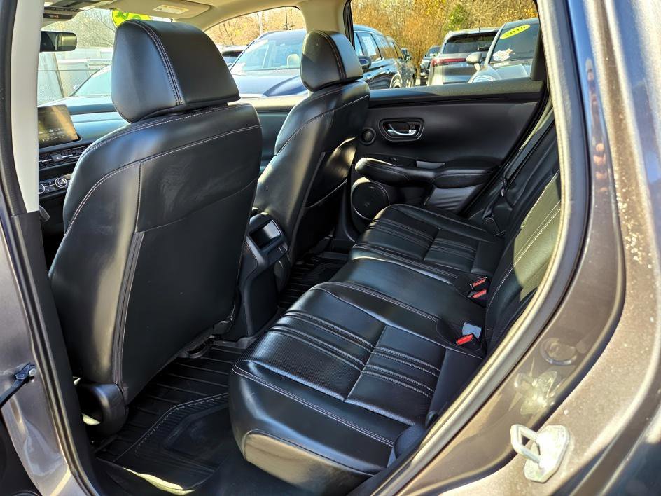 Used 2024 Honda HR-V EX-L image 9