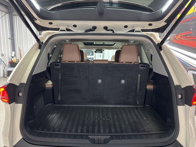 Used 2024 Toyota Grand Highlander Platinum image 22