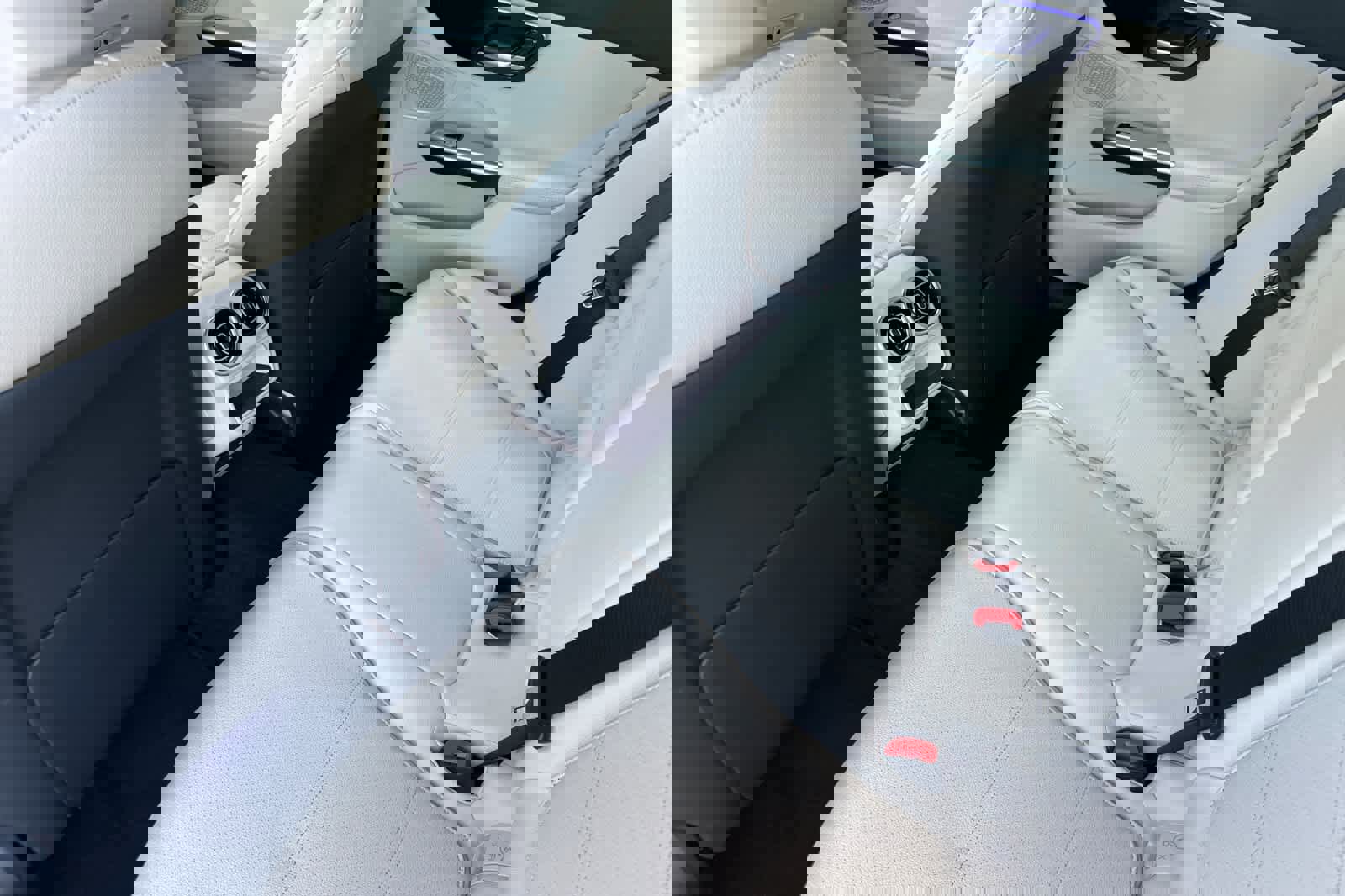 Certified 2025 Mercedes-Benz C 300 4MATIC Sedan image 11