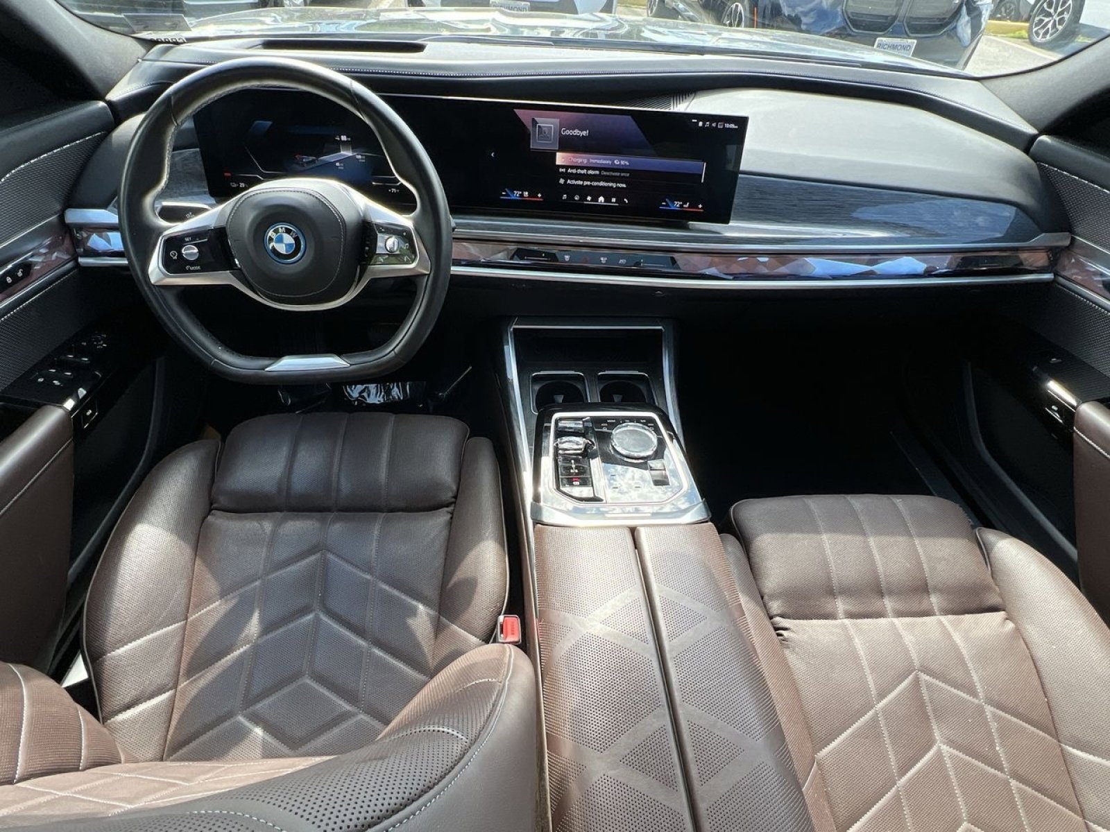 Used 2024 BMW i7 xDrive60 RWD image 24