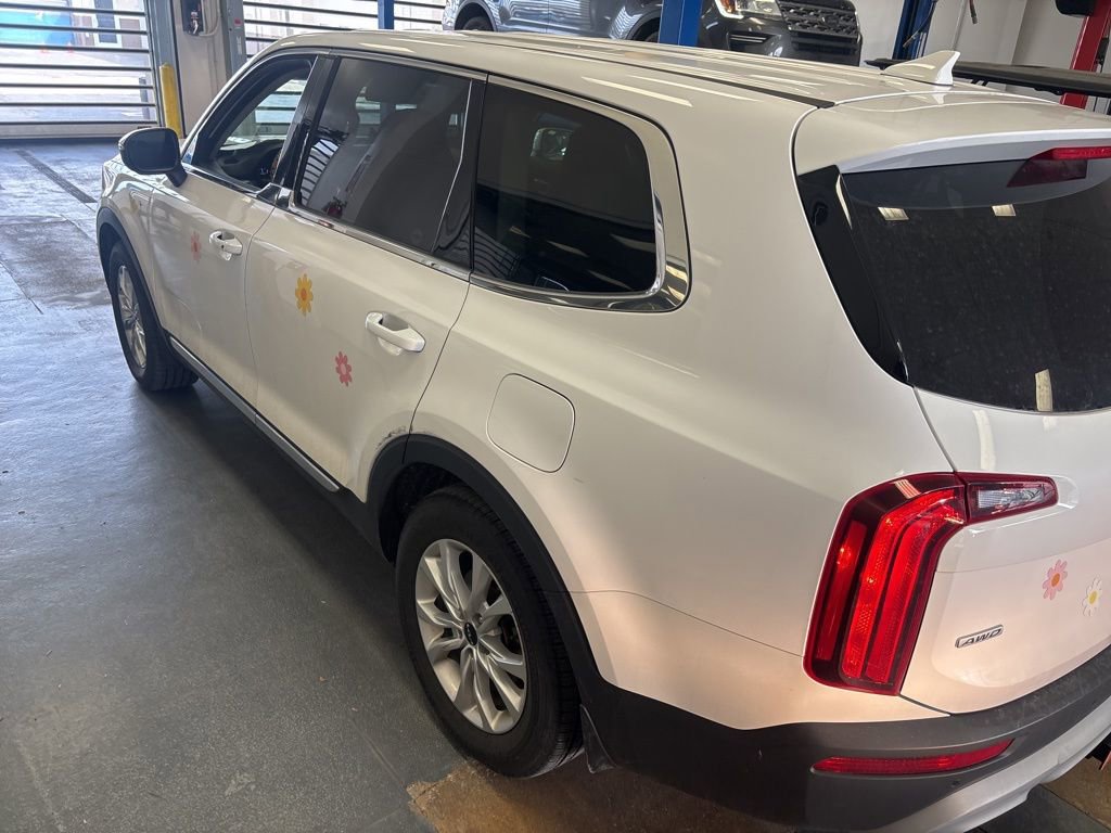 Used 2022 Kia Telluride LX image 9