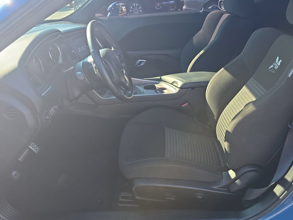 Used 2022 Dodge Challenger R/T Scat Pack RWD image 22