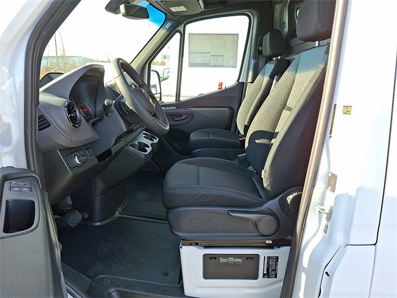New 2026 Mercedes-Benz Sprinter 2500 image 12