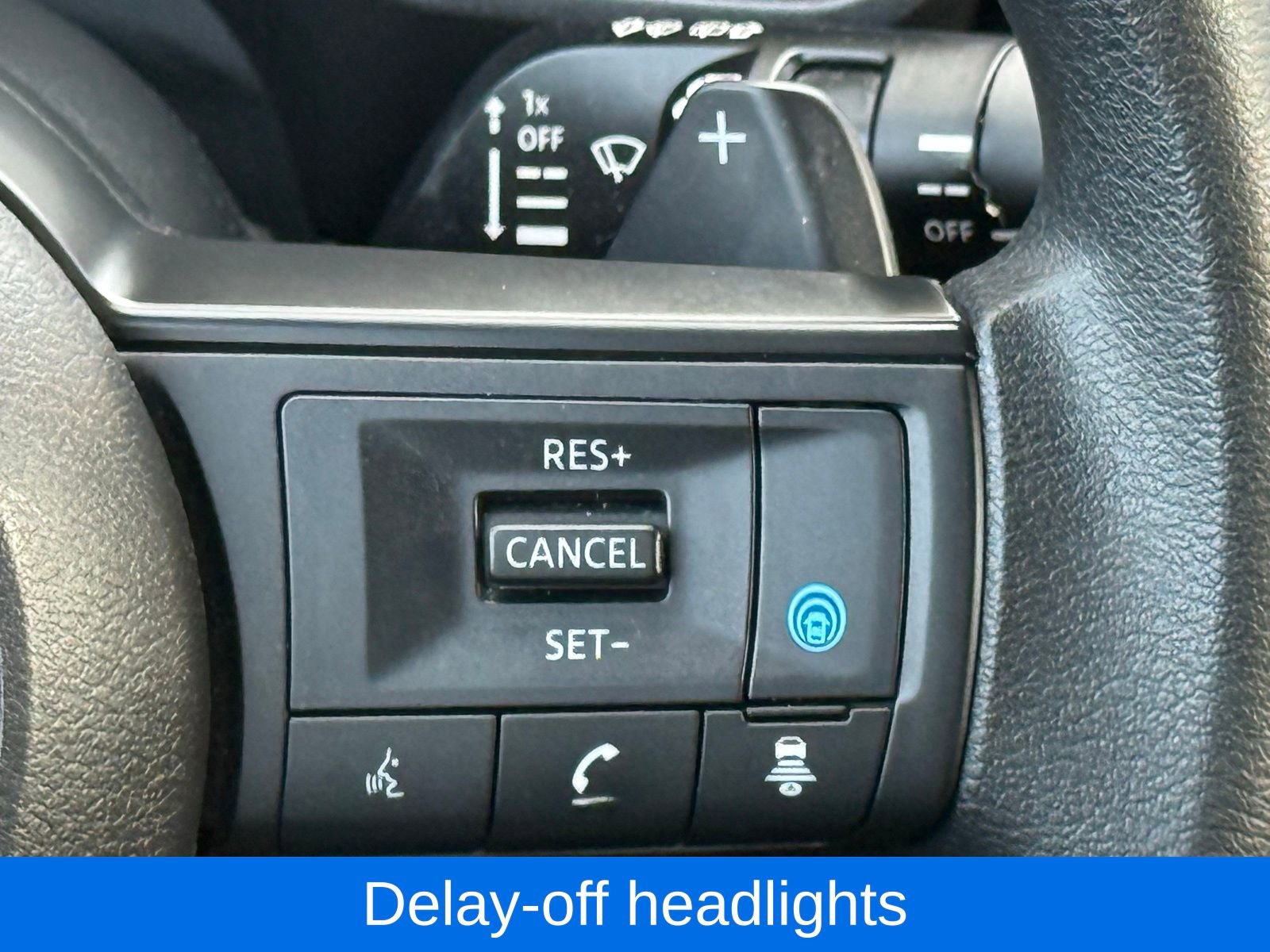 Used 2024 Nissan Rogue SV image 30