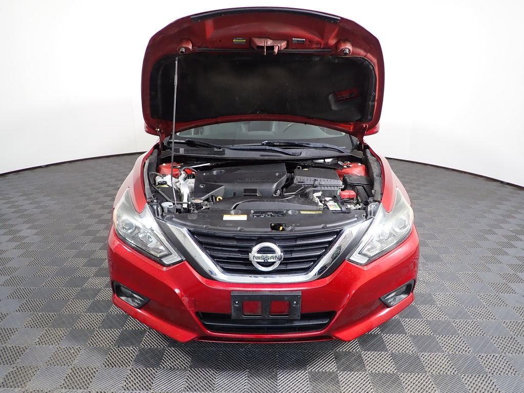 Used 2018 Nissan Altima 2.5 SR FWD image 8