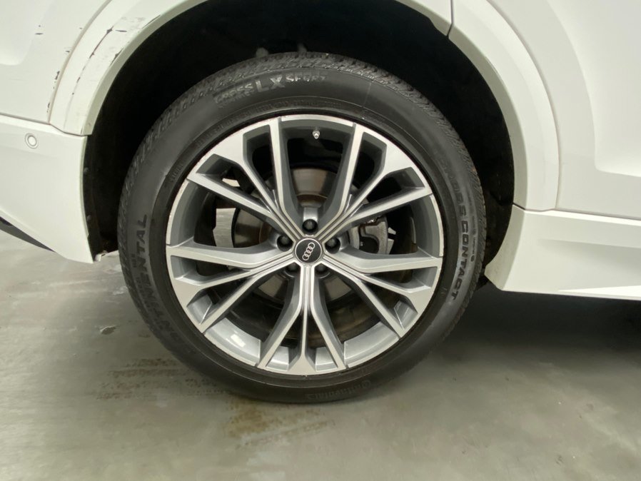 Used 2022 Audi Q8 Premium AWD/4WD image 16